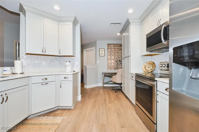 $289,900 | Undisclosed Address, Fort Myers, FL 33908