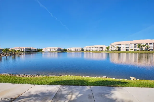 $289,900 | Undisclosed Address, Fort Myers, FL 33908