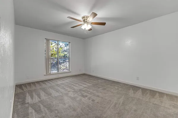 $1,800 | 4837 Cedar Springs Road, Unit 215, Dallas, TX 75219