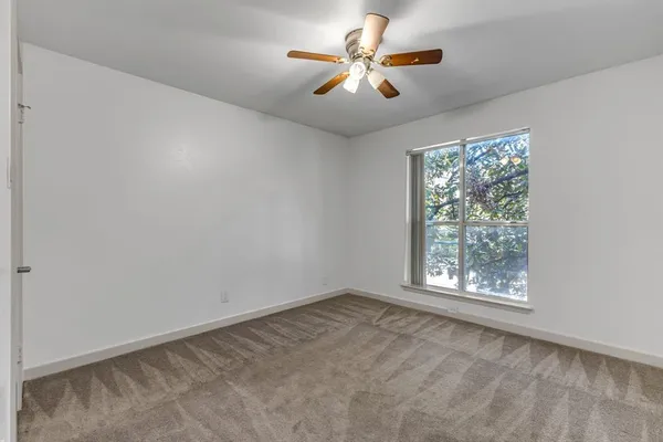 $1,800 | 4837 Cedar Springs Road, Unit 215, Dallas, TX 75219