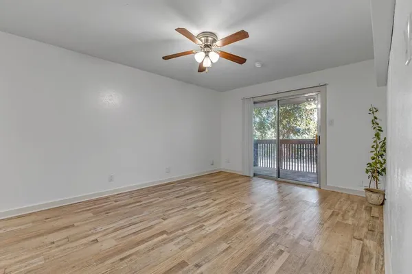 $1,800 | 4837 Cedar Springs Road, Unit 215, Dallas, TX 75219