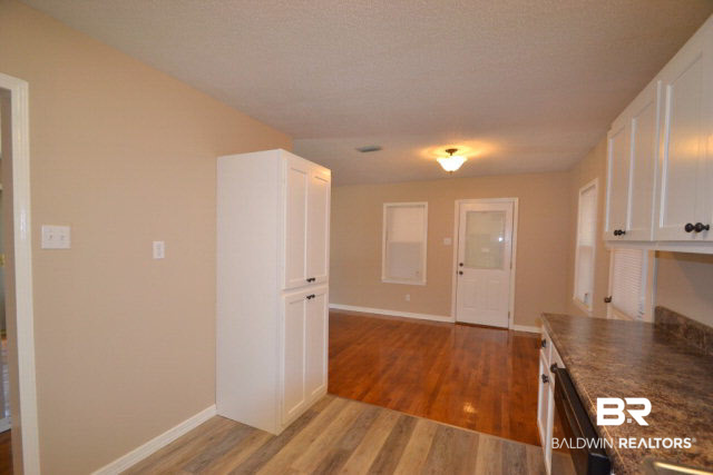 5417 Colonial Oaks Drive Mobile, AL 36618 - Photo 7 of 17
