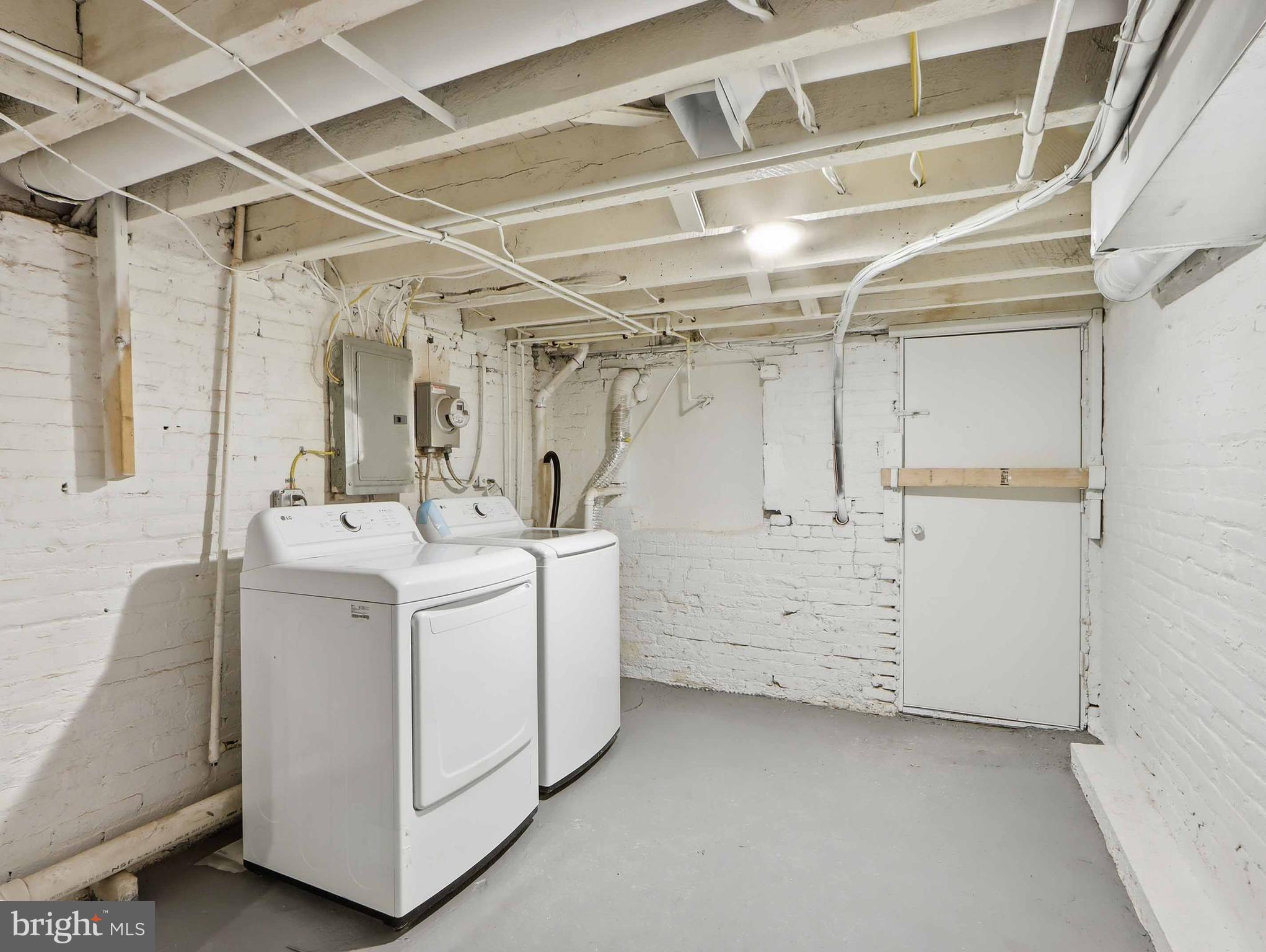 1724 North Payson Street Baltimore, MD 21217 - Photo 21 of 41 Rear lower level walk out