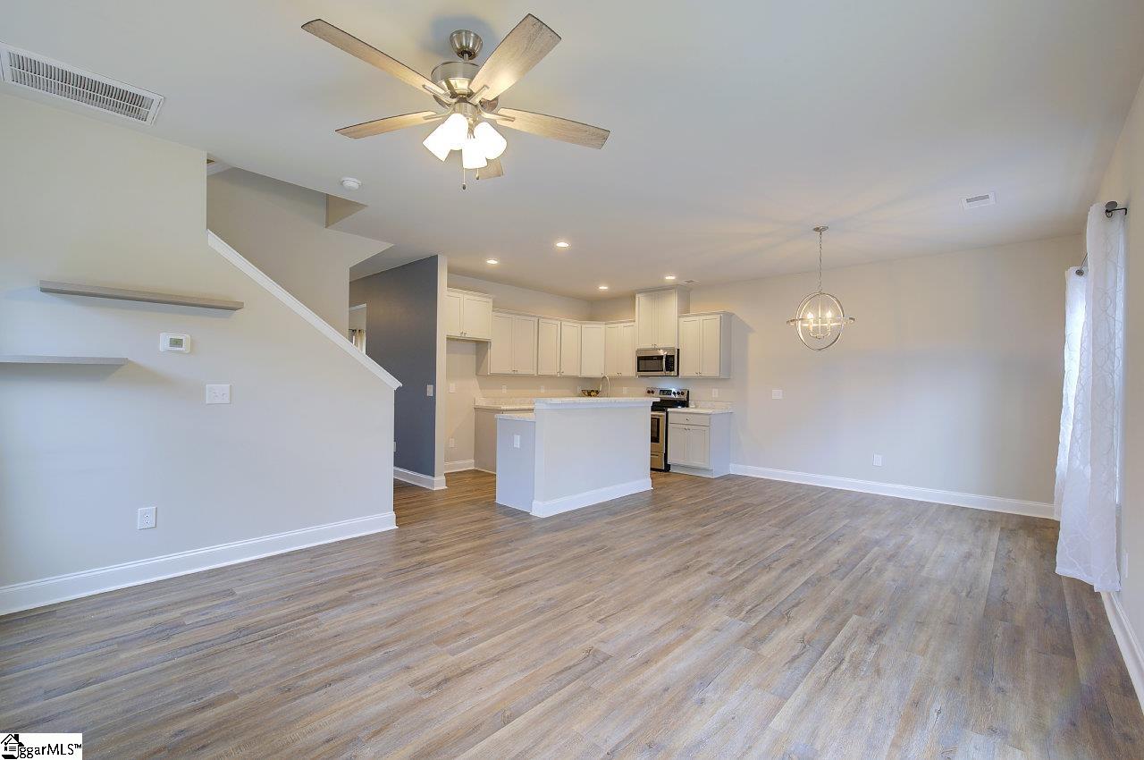 315 Morgan Street Greer, SC 29651 - Photo 11 of 34 Gallery Image 11
