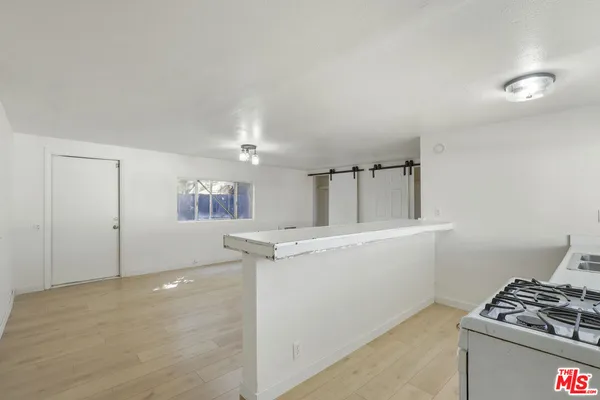 $795,000 | 805 South Crane Avenue, Compton, CA 90221