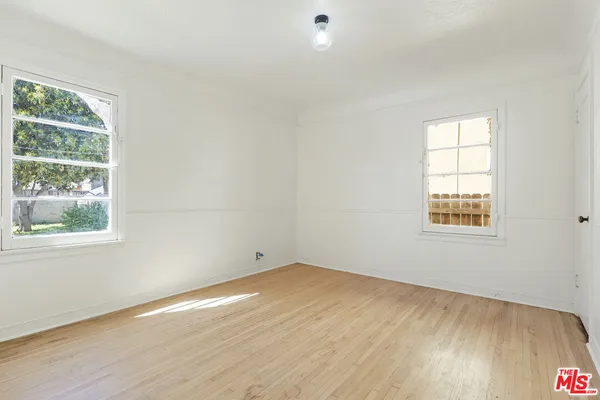 $795,000 | 805 South Crane Avenue, Compton, CA 90221