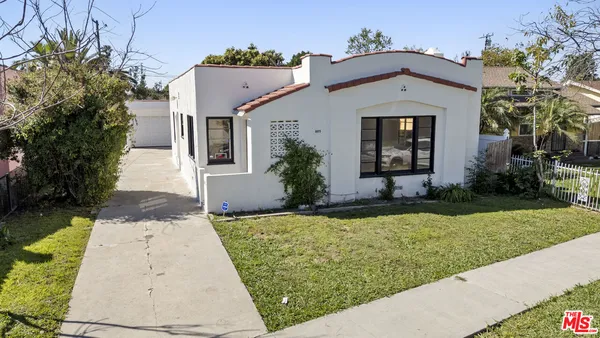 $795,000 | 805 South Crane Avenue, Compton, CA 90221