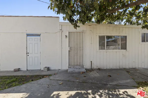$795,000 | 805 South Crane Avenue, Compton, CA 90221