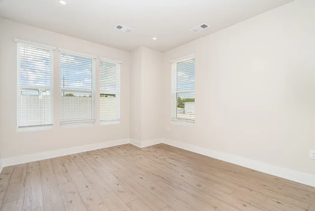 $499,900 | 826 42nd Avenue North, Nashville, TN 37209