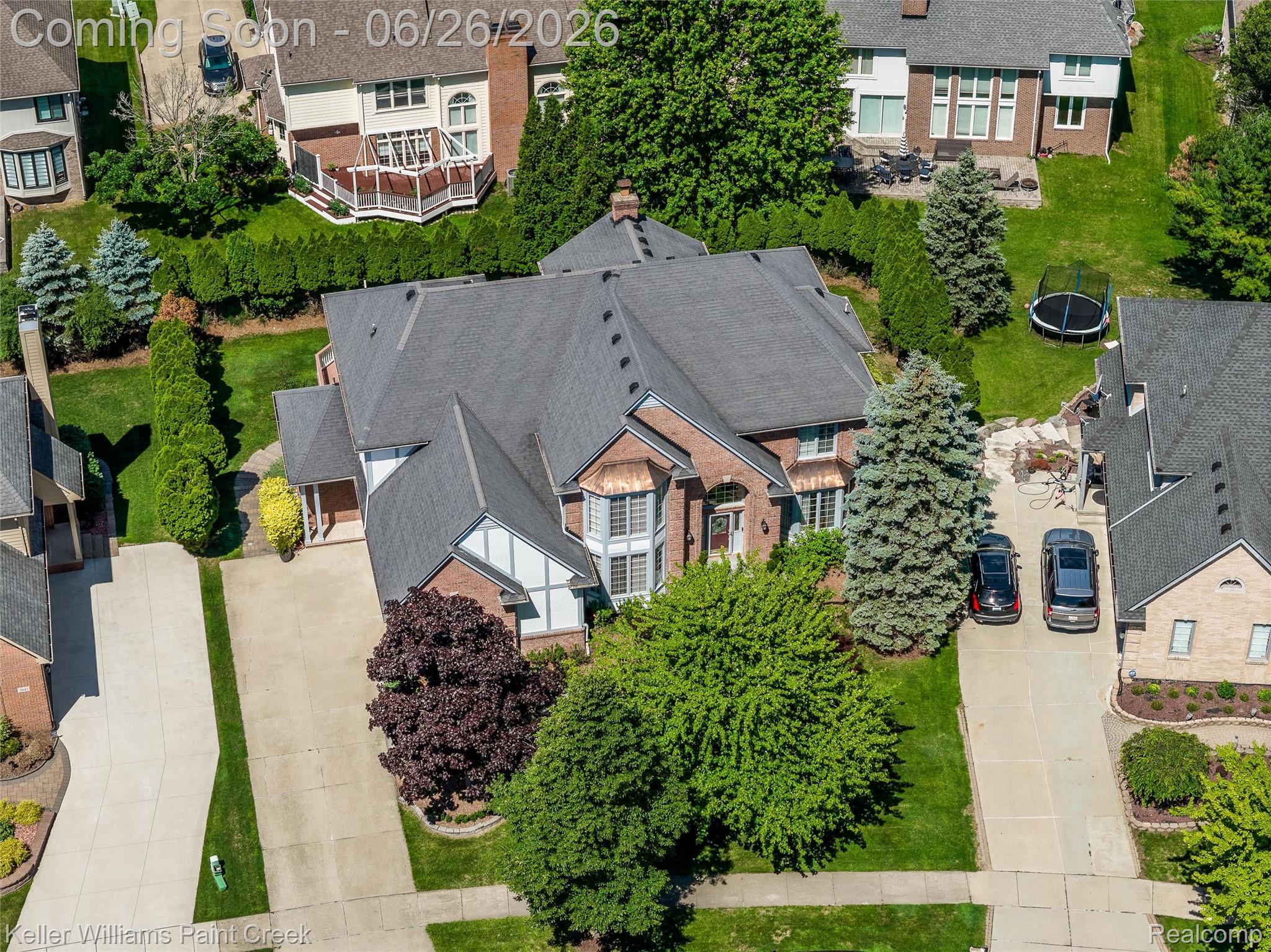2036 Hickory Trail Drive Rochester, MI 48309 - Photo 75 of 77 81-2036 Hickory Trail Dr - Aerial 0021.jpg