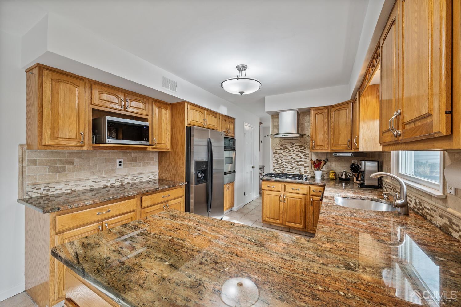 58 Overhill Road East Brunswick, NJ 08816 - Photo 11 of 38 Gallery Image 11