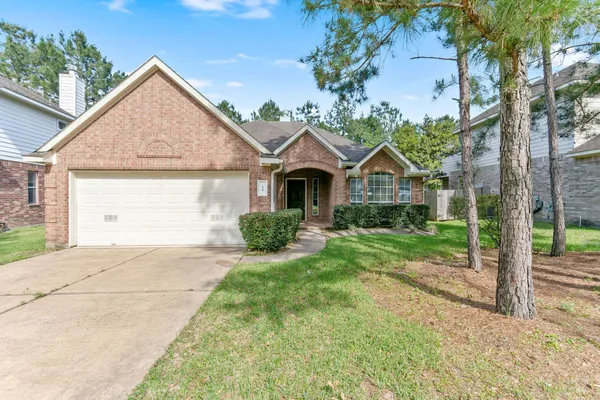 $2,500 | 14 North Queenscliff Circle, The Woodlands, TX 77382