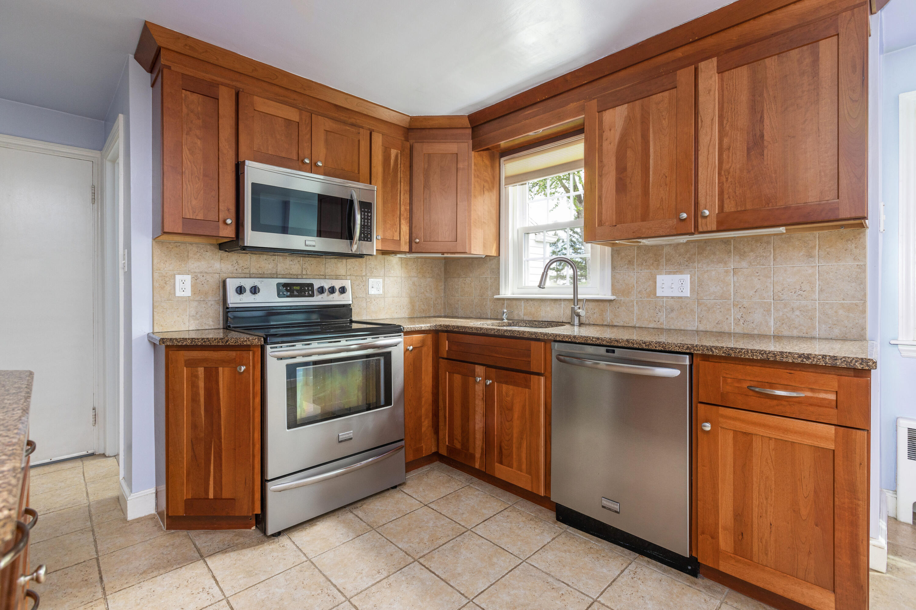 46 Pya Road Portland, ME 04103 - Photo 13 of 40 46 Pya Rd Portland ME 04103-print-013-01