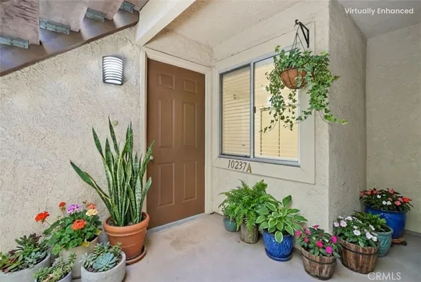 $499,000 | 10237 De Soto Avenue, Unit A, Chatsworth, CA 91311