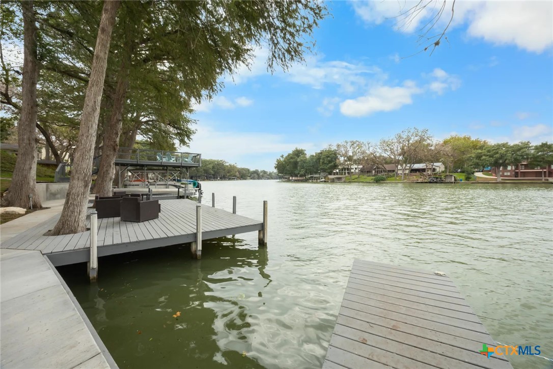 450 3 Oaks Road Seguin, TX 78155 - Photo 3 of 45 Gallery Image 3