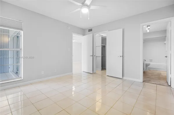$1,790 | 3040 Northeast 16th Avenue, Unit 104, Oakland Park, FL 33334