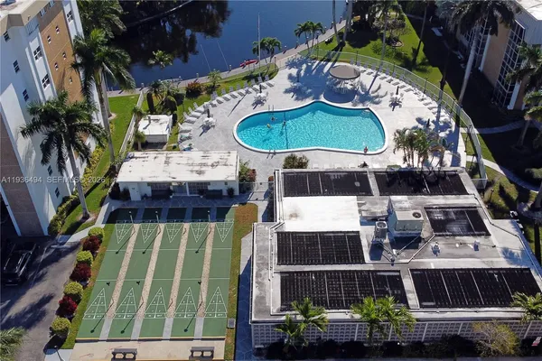 $1,790 | 3040 Northeast 16th Avenue, Unit 104, Oakland Park, FL 33334