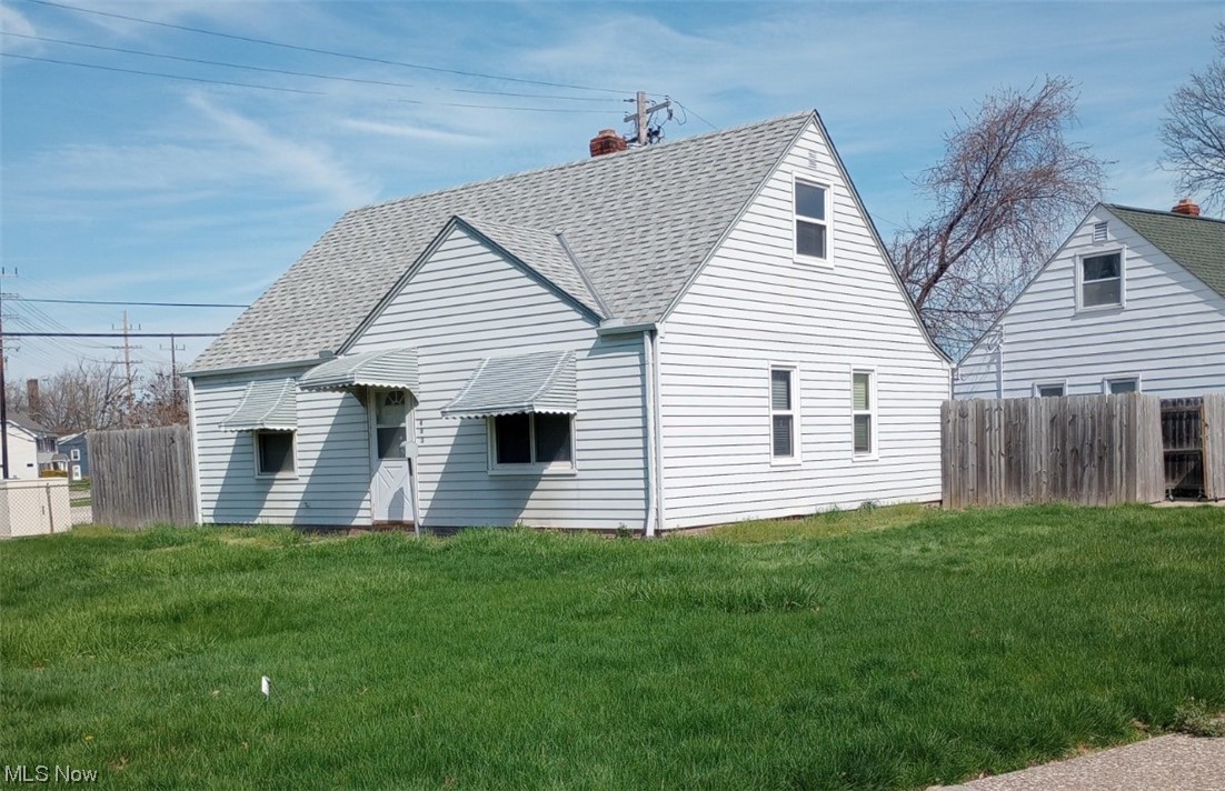 465 Babbitt Road Euclid, OH 44123 - Photo 2 of 28 side view