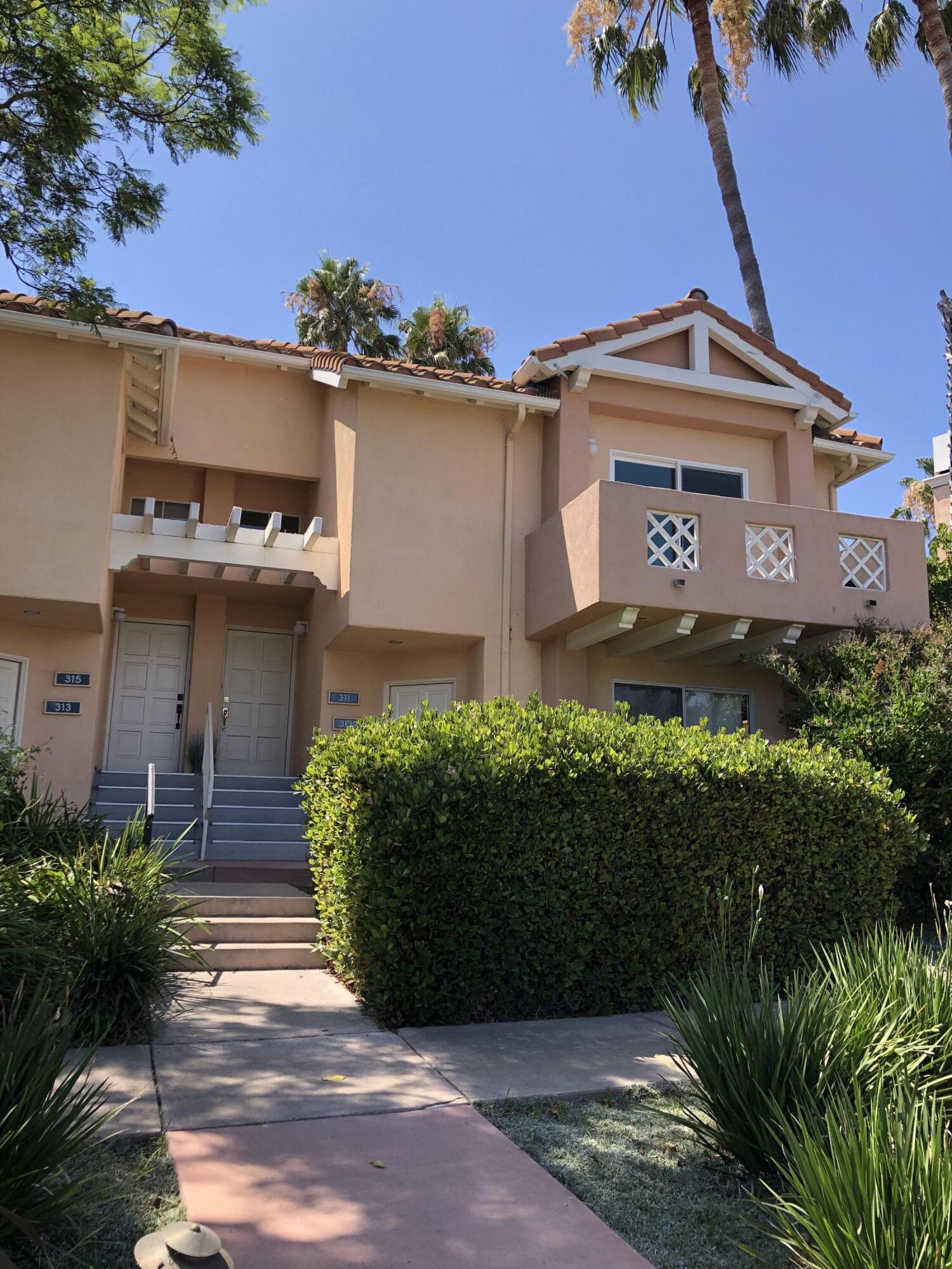 311 Pacific Oaks Road Goleta, CA 93117 - Photo 15 of 16 Entry