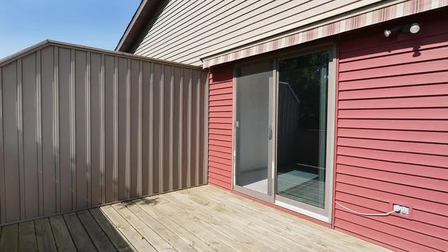 $209,900 | 2106 9th Street East, Glencoe, MN 55336