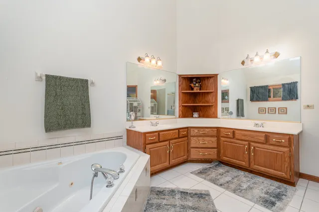 $579,900 | 3467 Charlemaine Drive, Aurora, IL 60504