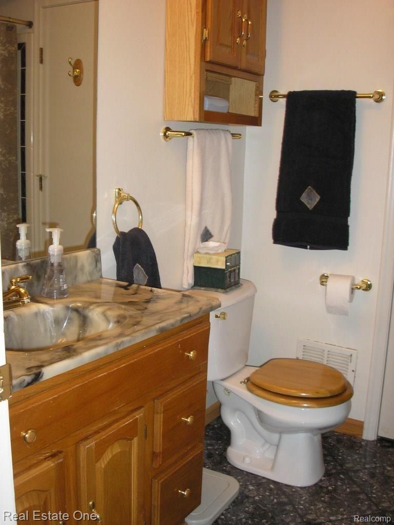 42420 Proctor Road Canton, MI 48188 - Photo 34 of 43 P1011113.jpg