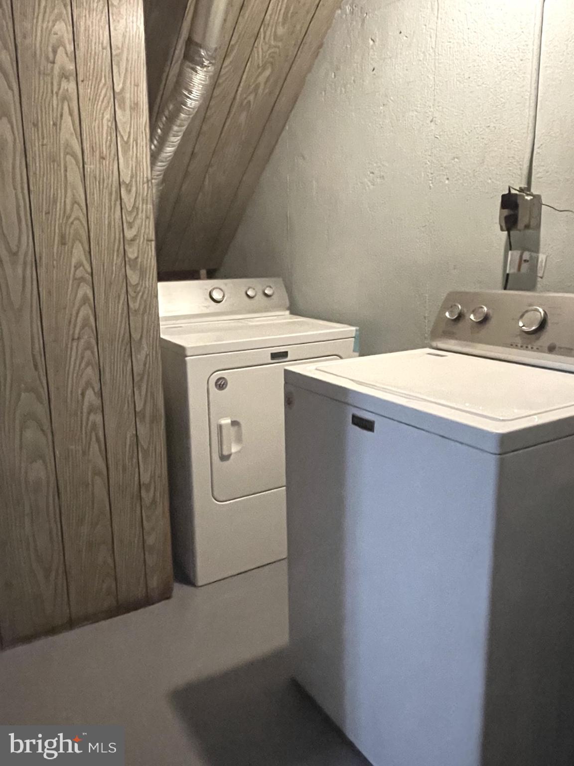 6 Ridgelawn Road, Unit C Reisterstown, MD 21136 - Photo 28 of 28 a utility room with dryer and washer
