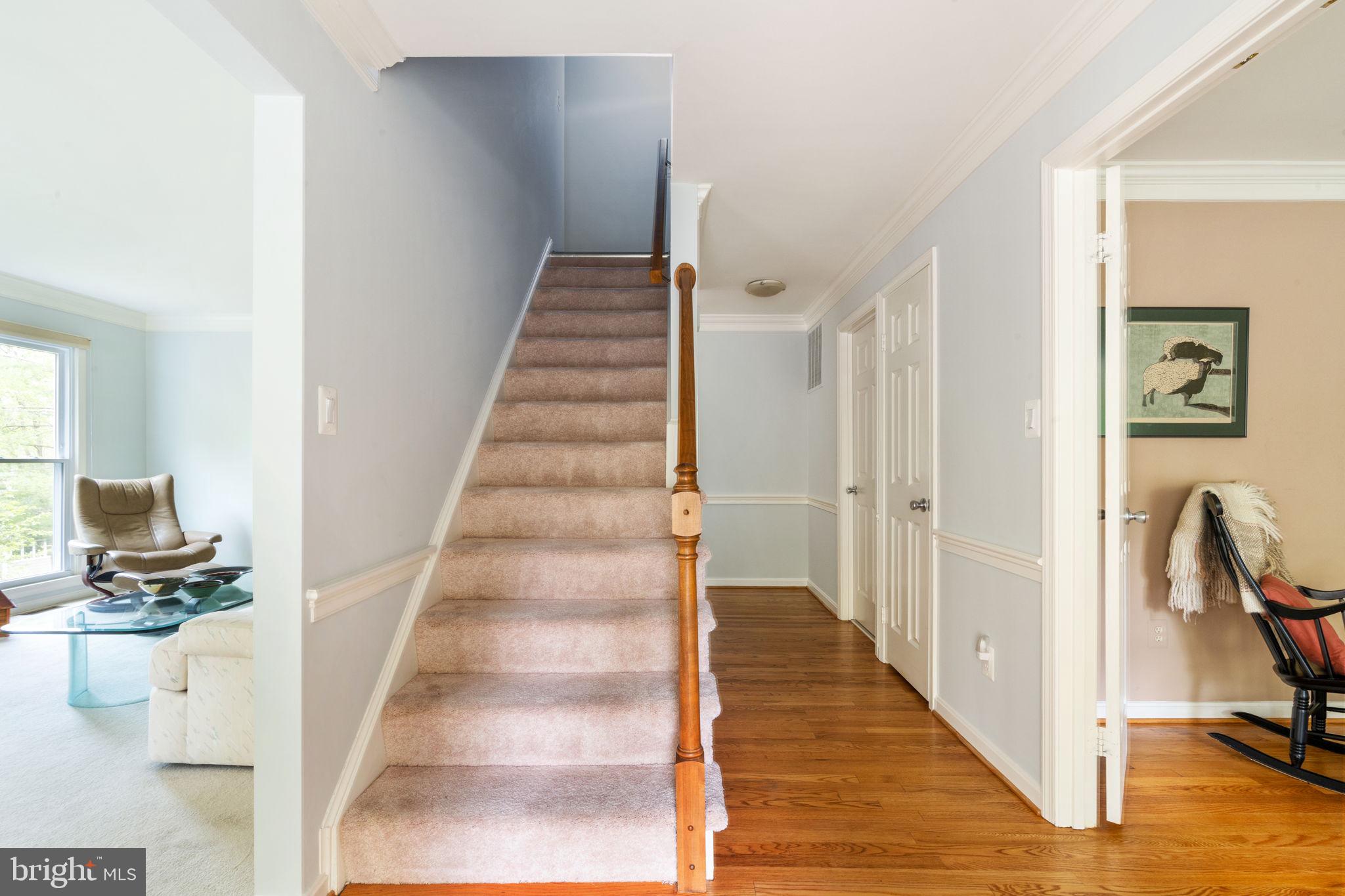 2209 Quartermaster Lane Reston, VA 20191 - Photo 4 of 37