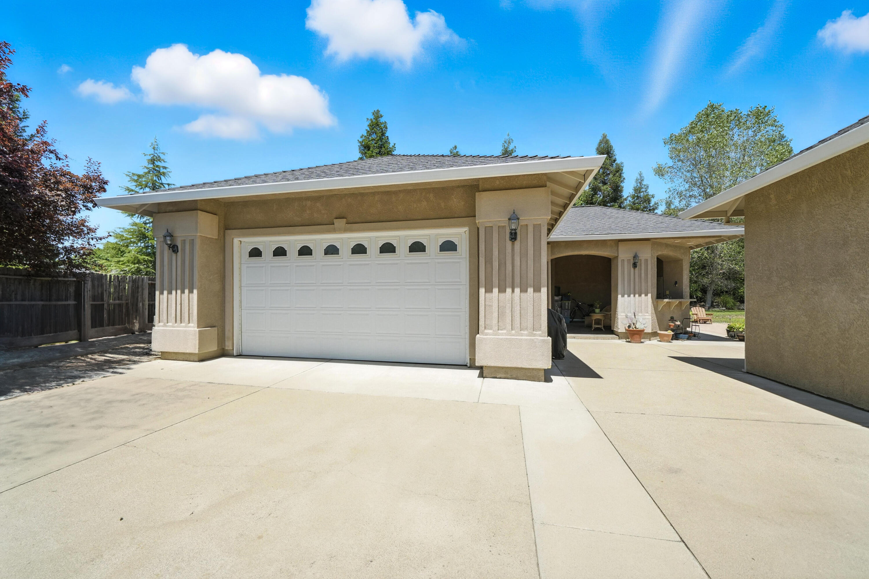 7777 Pit Road Redding, CA 96001 - Photo 19 of 27 a view of entryway with a front door