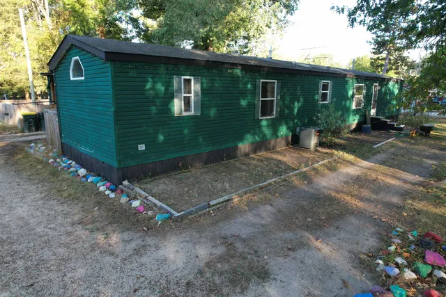 $99,000 | 700 North 8th Street, Avoca, WI 53506