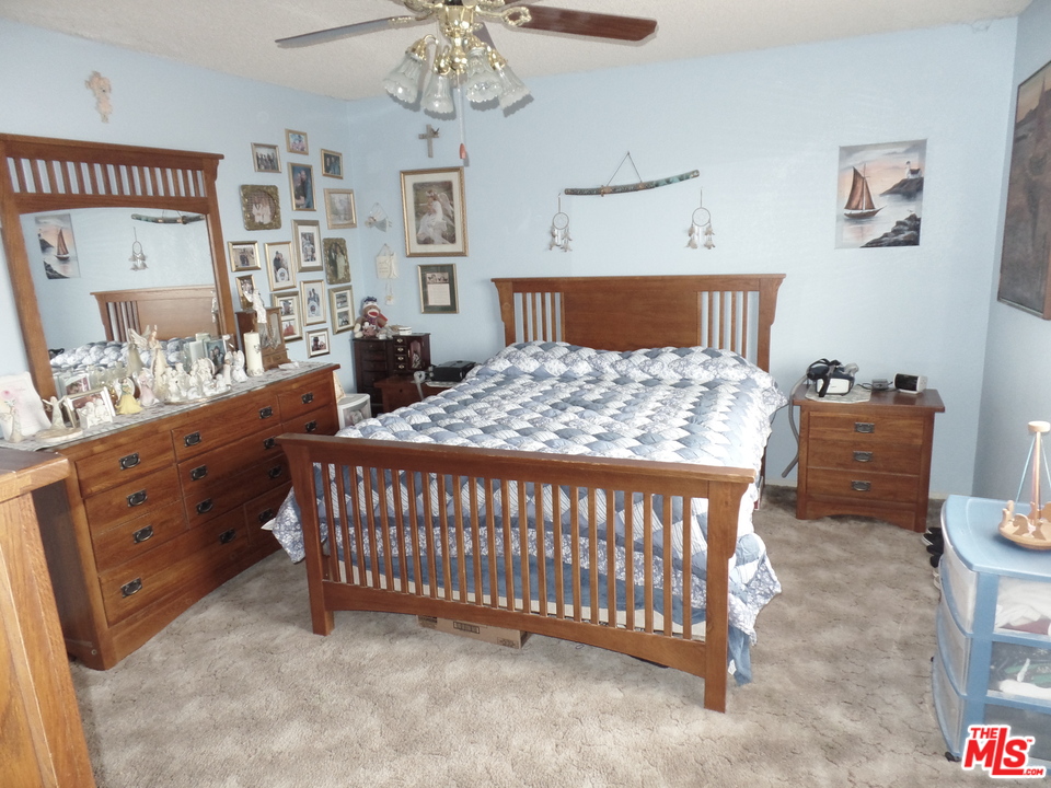 16026 Ocotilla Road Apple Valley, CA 92307 - Photo 8 of 12