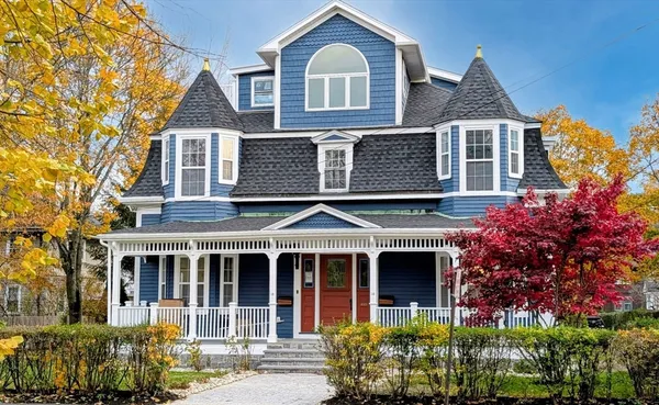 $1,588,000 | 10 Washington Park, Unit LEFT (U2), Newton, MA 02460