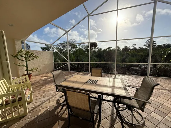$585,000 | 12503 Southeast Plandome Drive, Hobe Sound, FL 33455