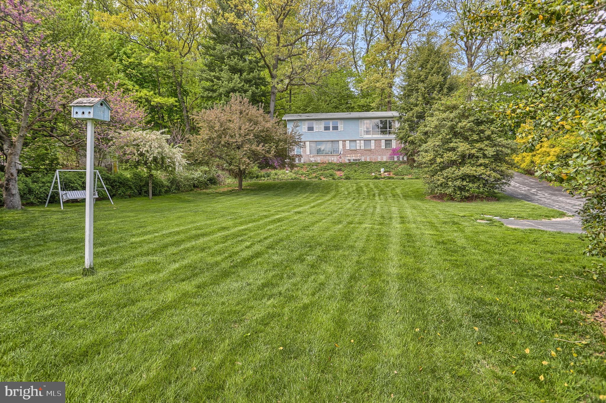 1647 Ridgewood Road York, PA 17406 - Photo 1 of 45 Gallery Image 1