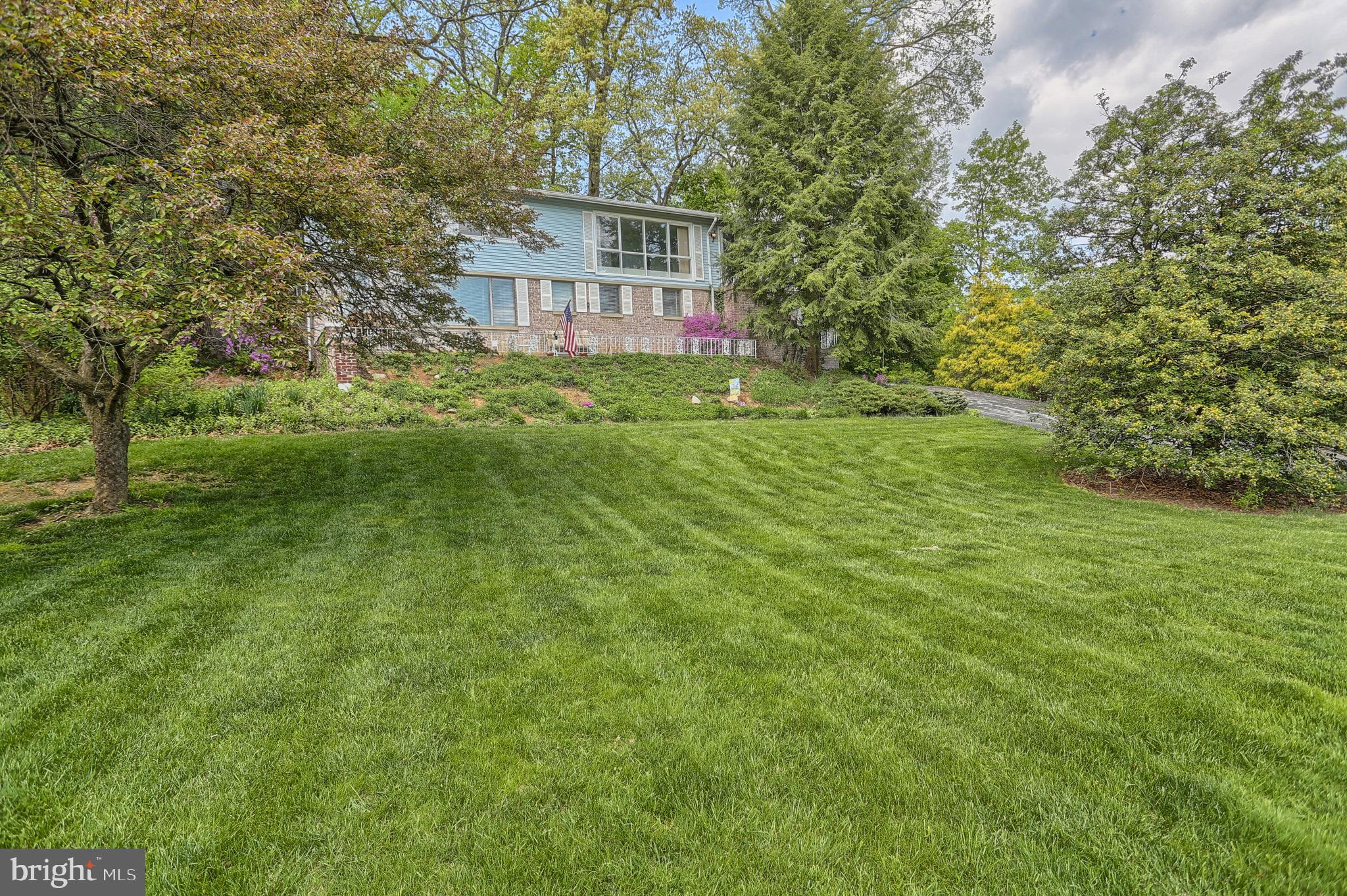 1647 Ridgewood Road York, PA 17406 - Photo 3 of 45 Gallery Image 3