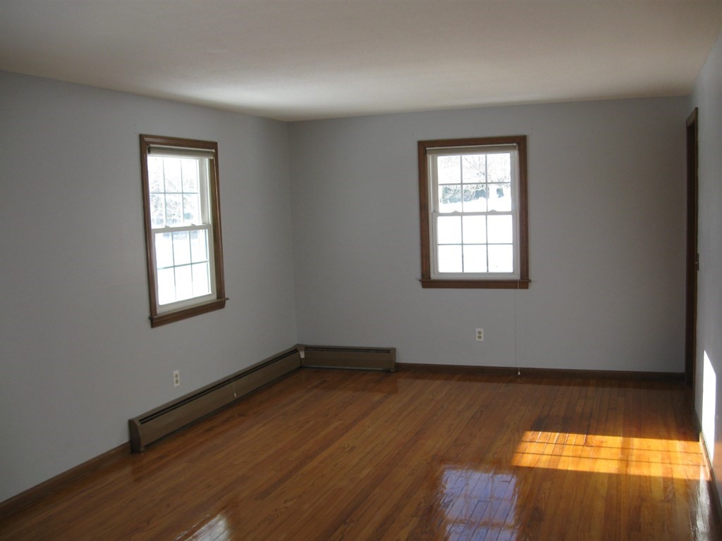199 Mountainview Road East Longmeadow, MA 01028 - Photo 8 of 30 Gallery Image 8