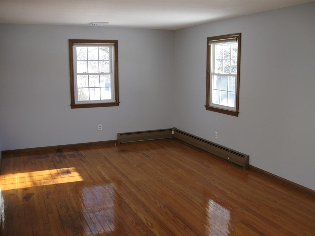 199 Mountainview Road East Longmeadow, MA 01028 - Photo 9 of 30 Gallery Image 9