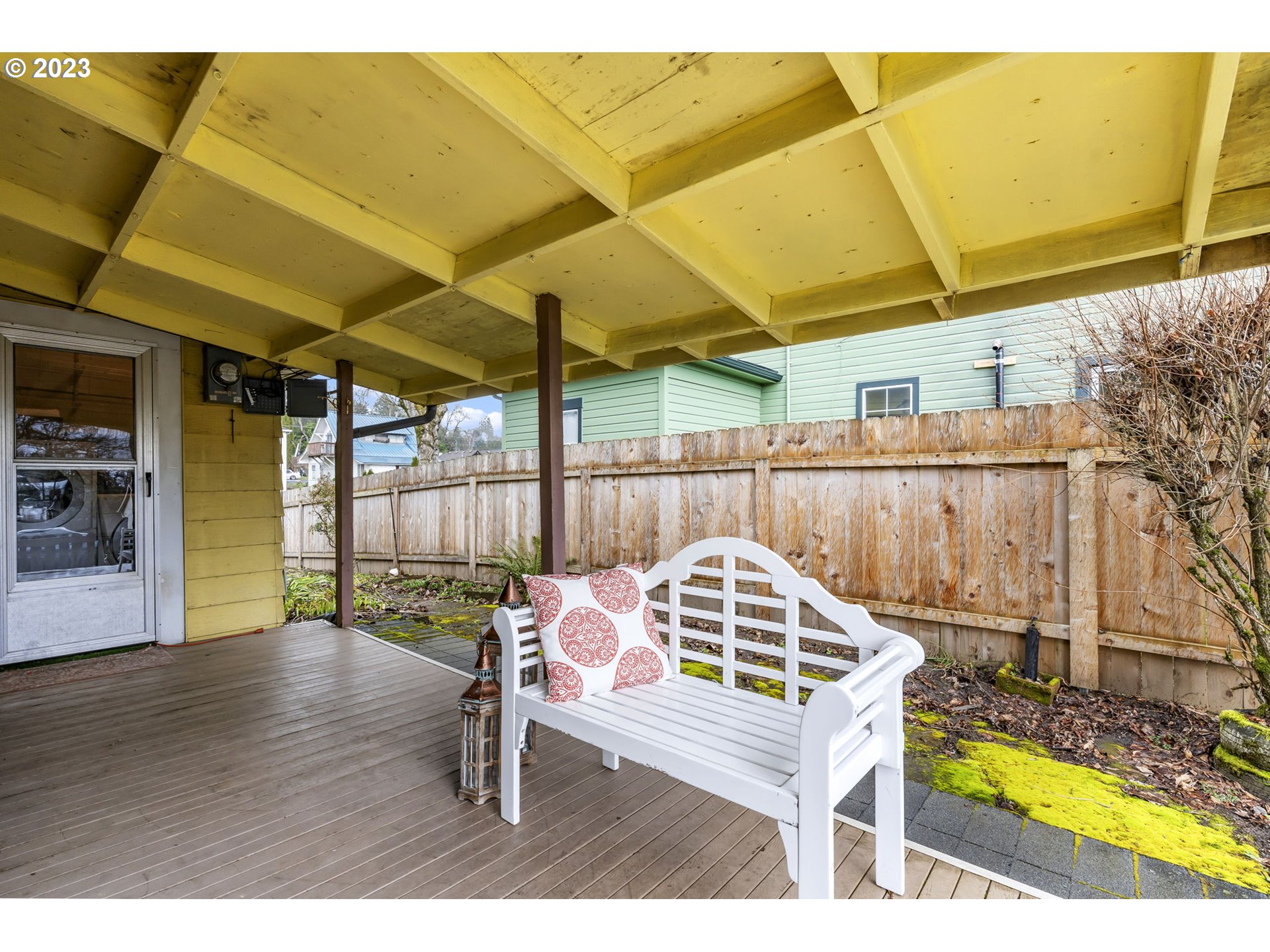 108 South 4th Avenue Ridgefield, WA 98642 - Photo 25 of 32 a view of a backyard with sitting area