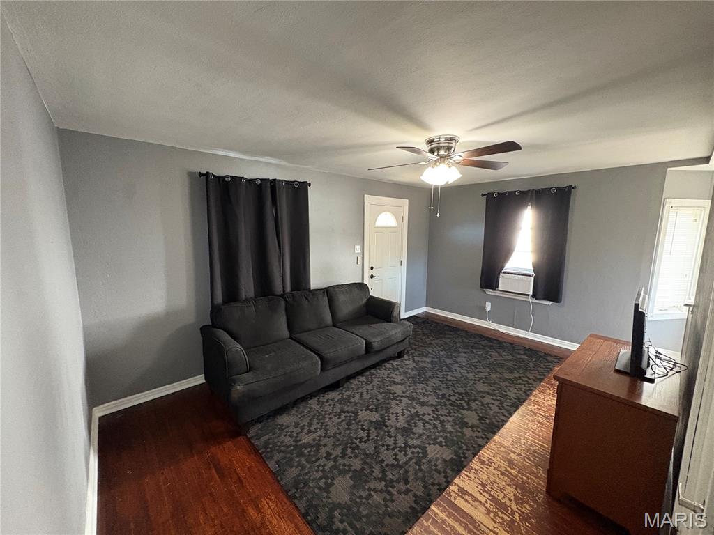 121 Jefferson Barracks Road St. Louis, MO 63125 - Photo 4 of 14 Gallery Image 4