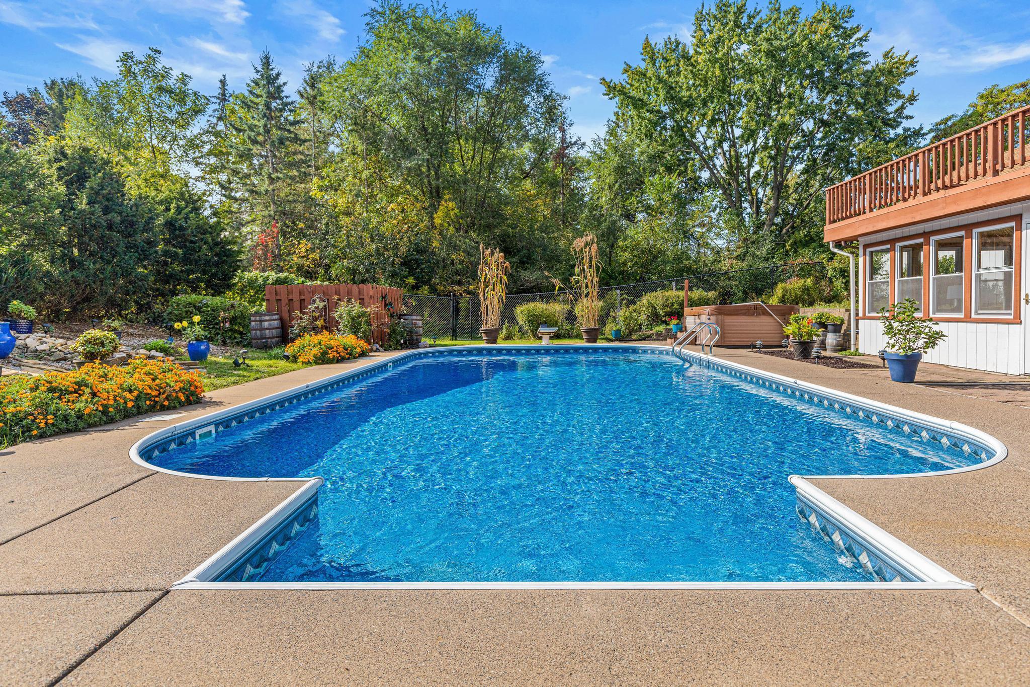 10 Hay Camp Road North Oaks, MN 55127 - Photo 5 of 37