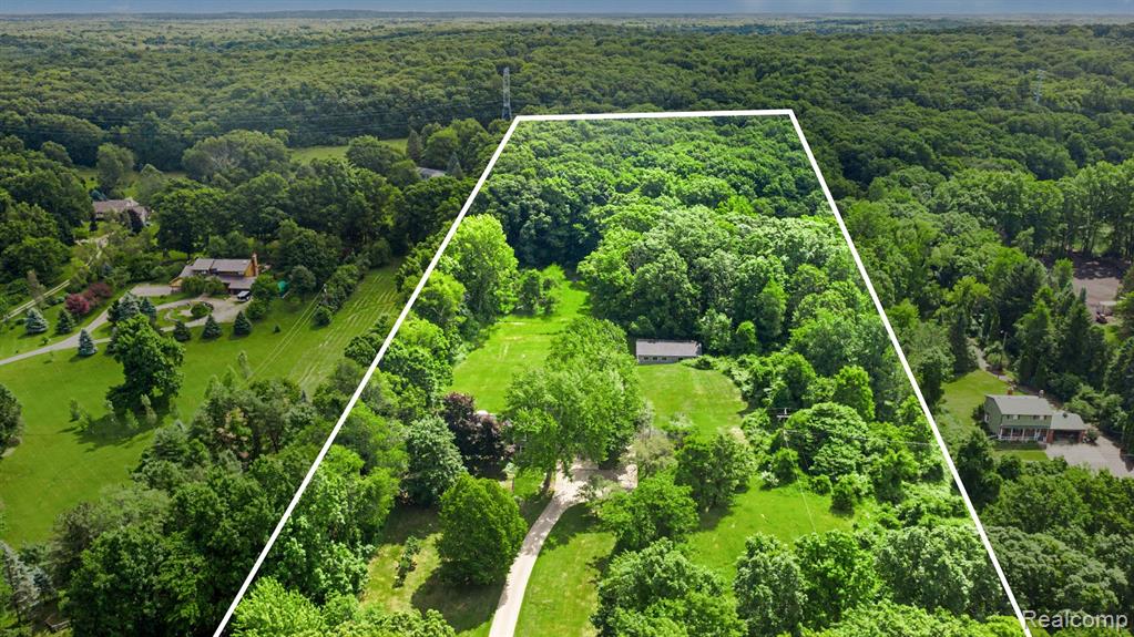 9100 Pine Knob Road Clarkston, MI 48348 - Photo 52 of 54