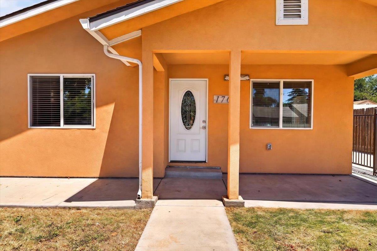 1709 Shaddox Avenue Modesto, CA 95358 - Photo 6 of 39