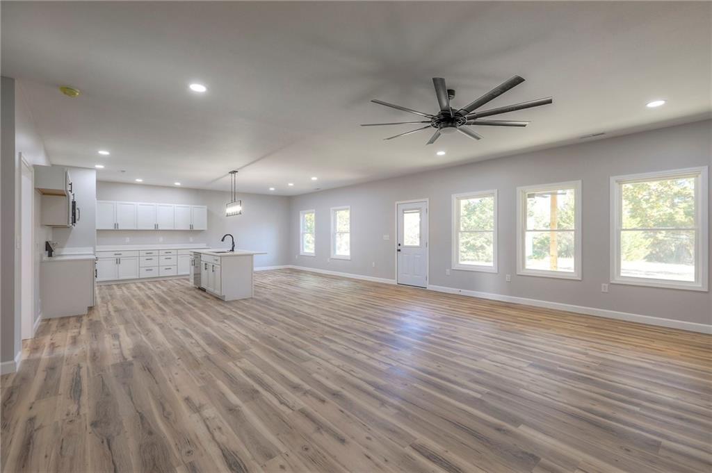 310 Northeast 51st Road Warrensburg, MO 64093 - Photo 3 of 17