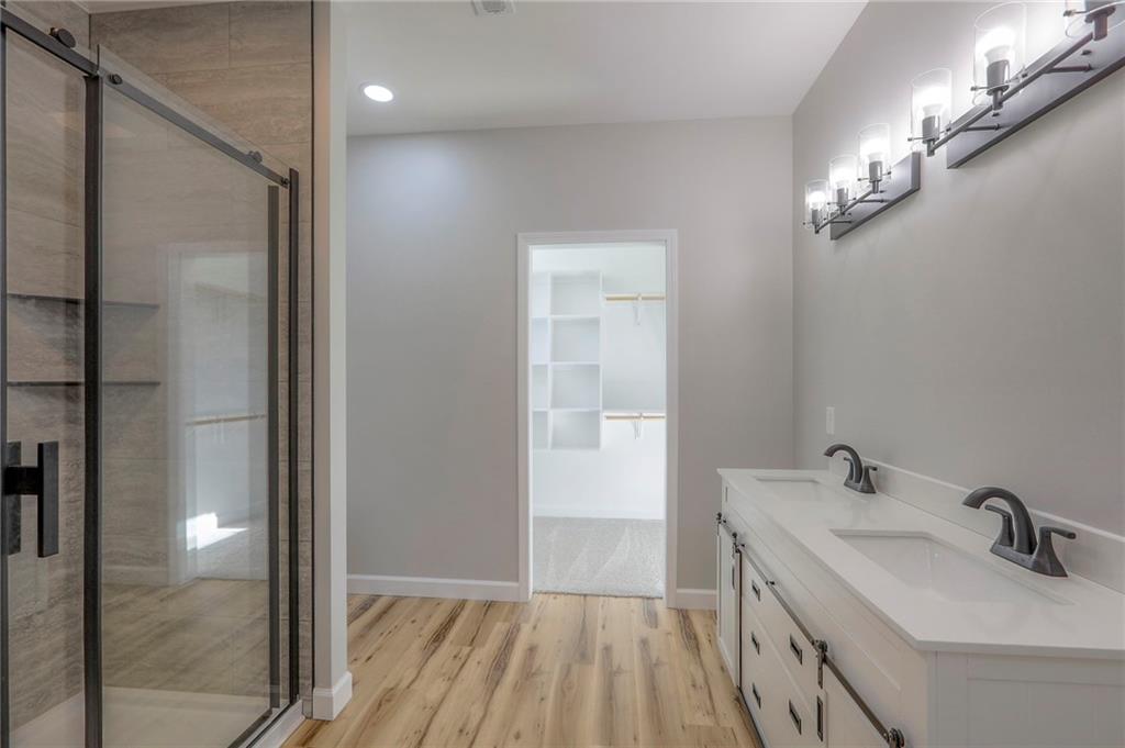 310 Northeast 51st Road Warrensburg, MO 64093 - Photo 9 of 17