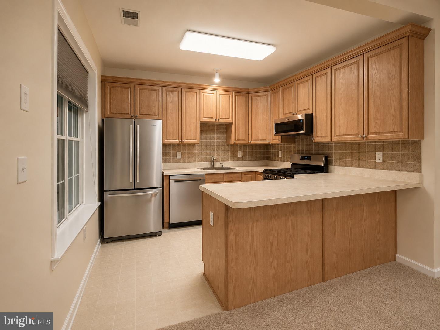 12 Kyle Way Ewing, NJ 08628 - Photo 16 of 40 Kitchen