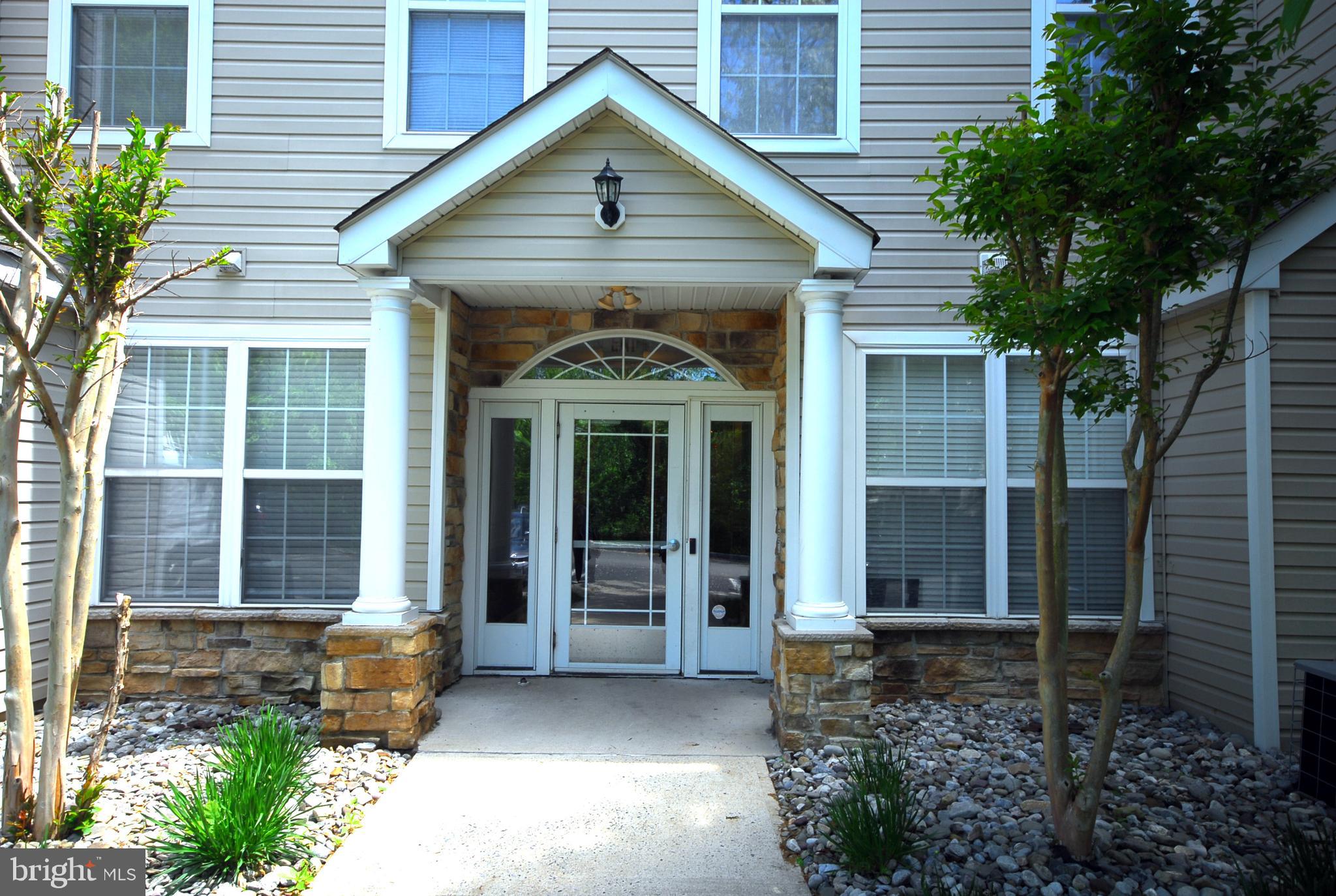 12 Kyle Way Ewing, NJ 08628 - Photo 29 of 40 South facing entrance