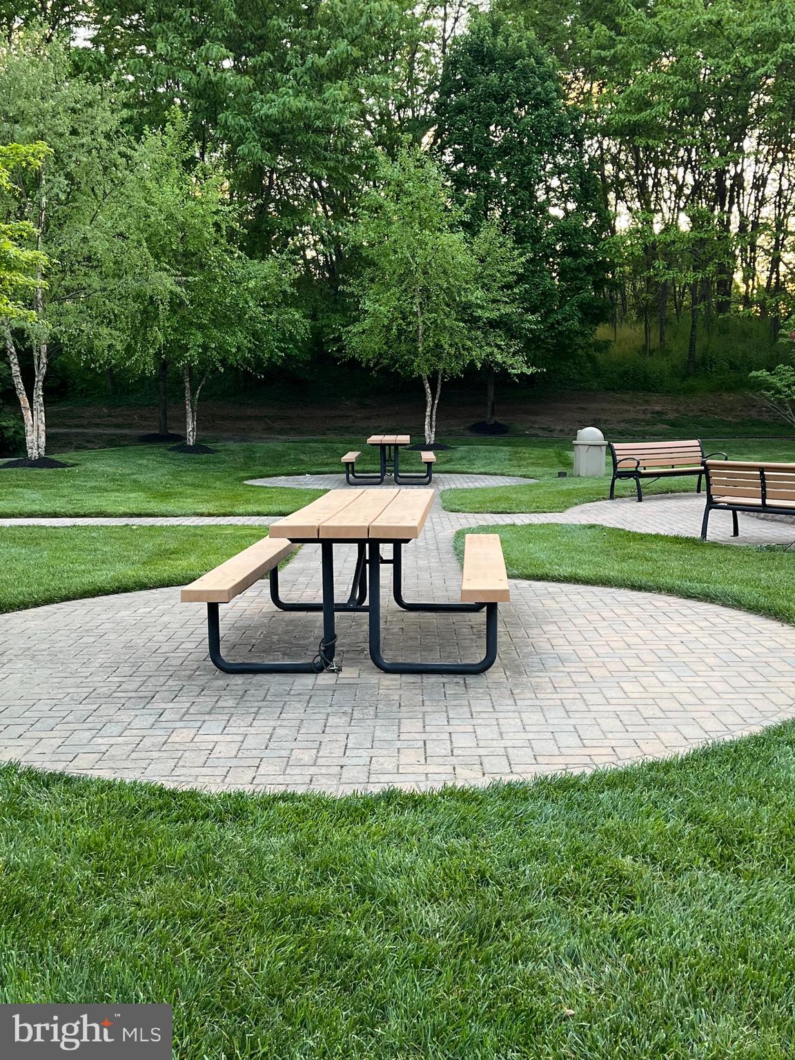12 Kyle Way Ewing, NJ 08628 - Photo 35 of 40 Picnic area