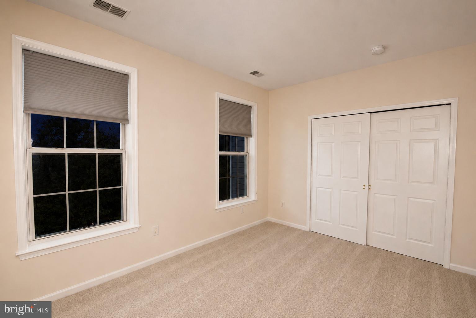 12 Kyle Way Ewing, NJ 08628 - Photo 5 of 40 Guest bedroom