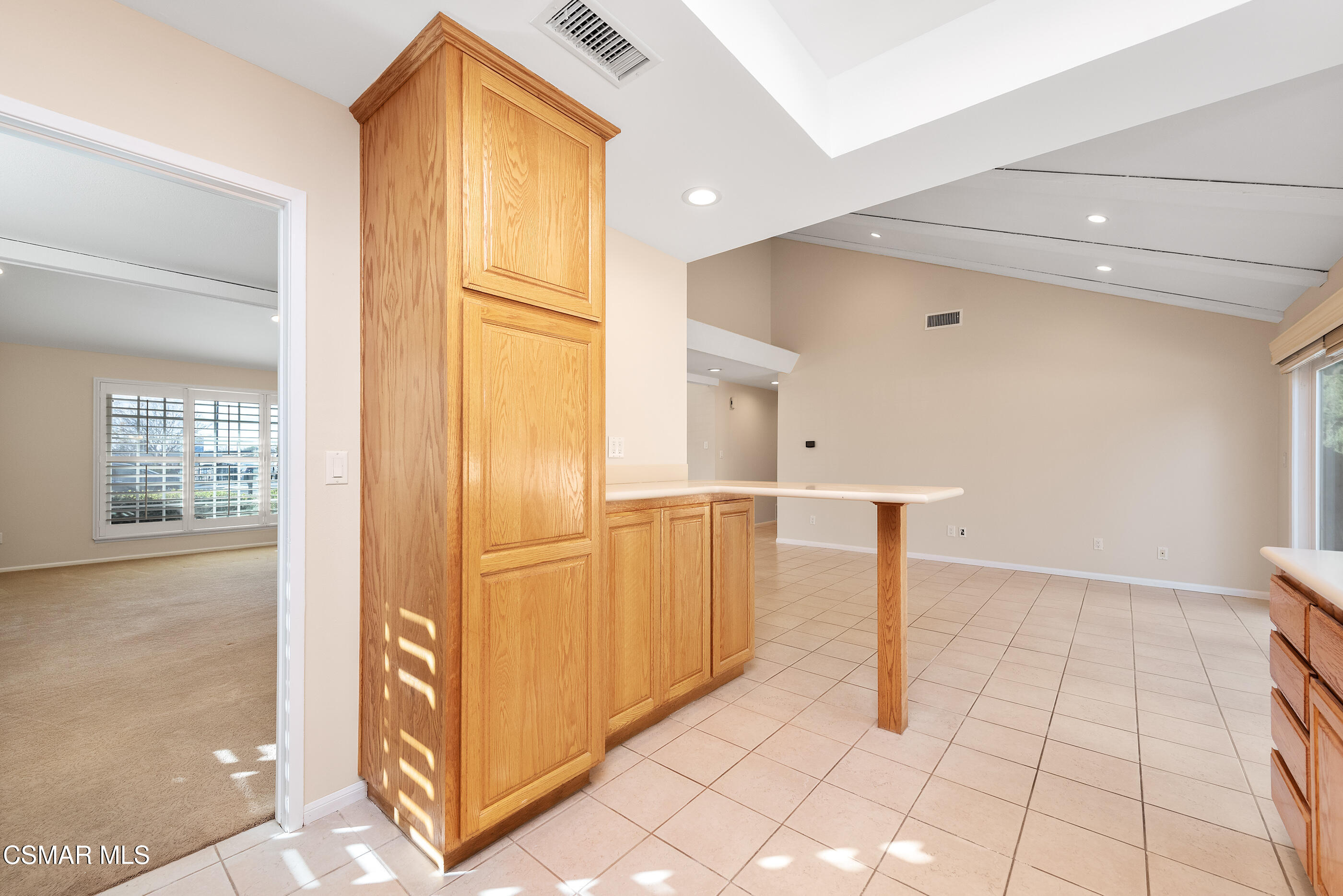 2248 Stow Street Simi Valley, CA 93063 - Photo 19 of 41 Kitchen