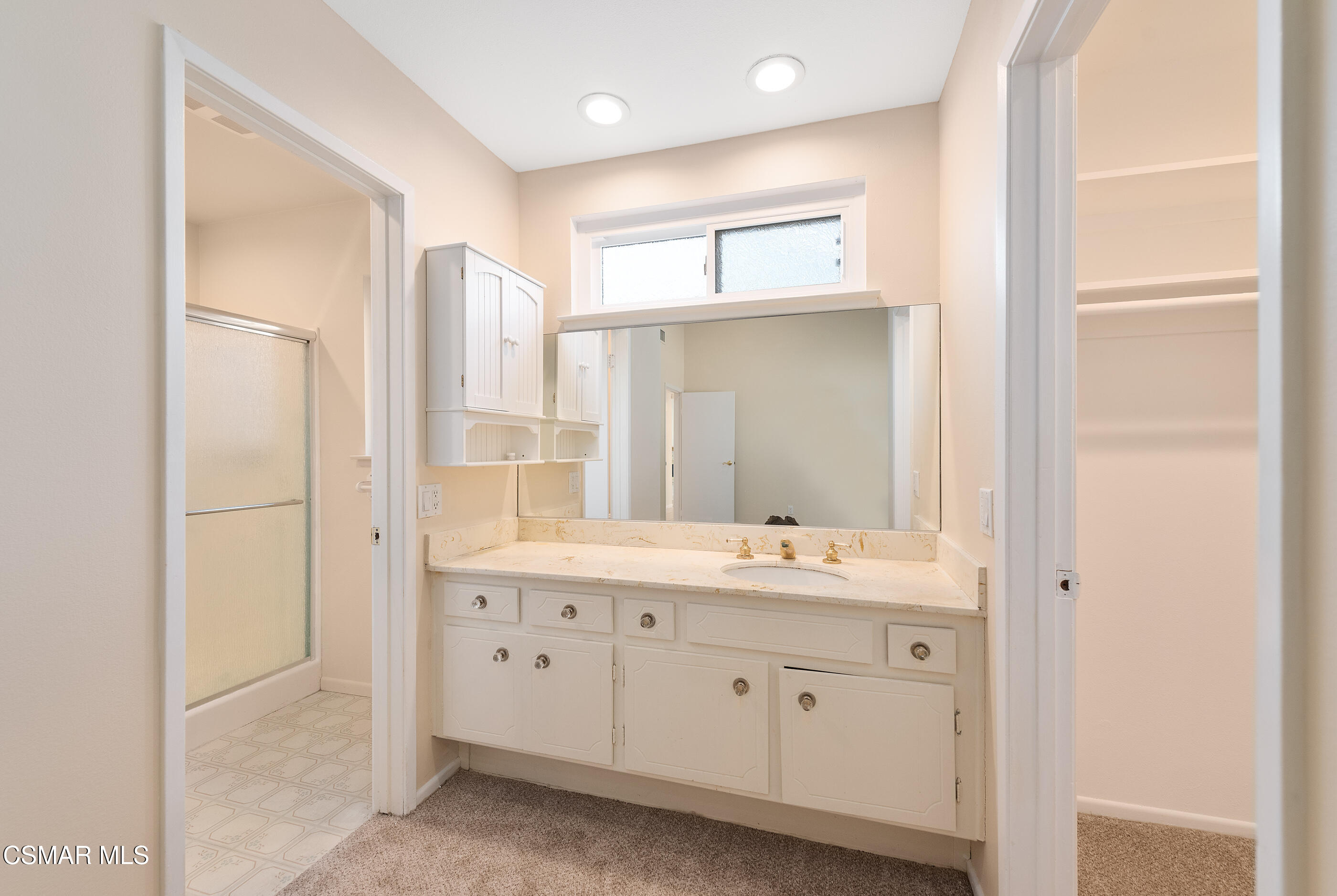 2248 Stow Street Simi Valley, CA 93063 - Photo 32 of 41 Primary Suite